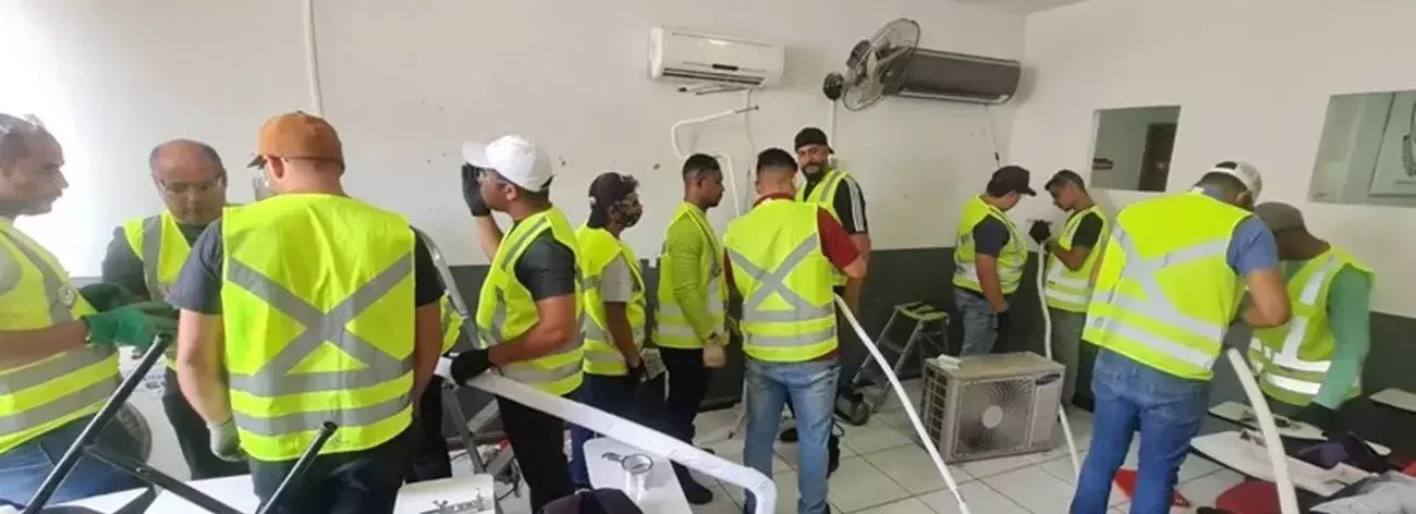 Inspeção visual: Prática do curso de Instalação e Manutenção de Ar Condicionado - Registro 1