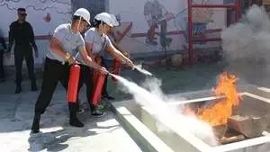 Inspeção visual: Prática do curso de Brigadista Continuada (Reciclagem Bombeiro Civil) - Registro 32