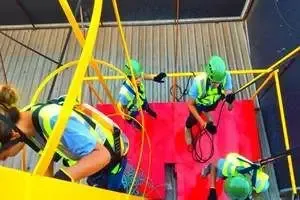 Inspeção visual: Prática do curso de NR 33 e NR 35: Trabalho em Altura e Espaço Confinado - Registro 19