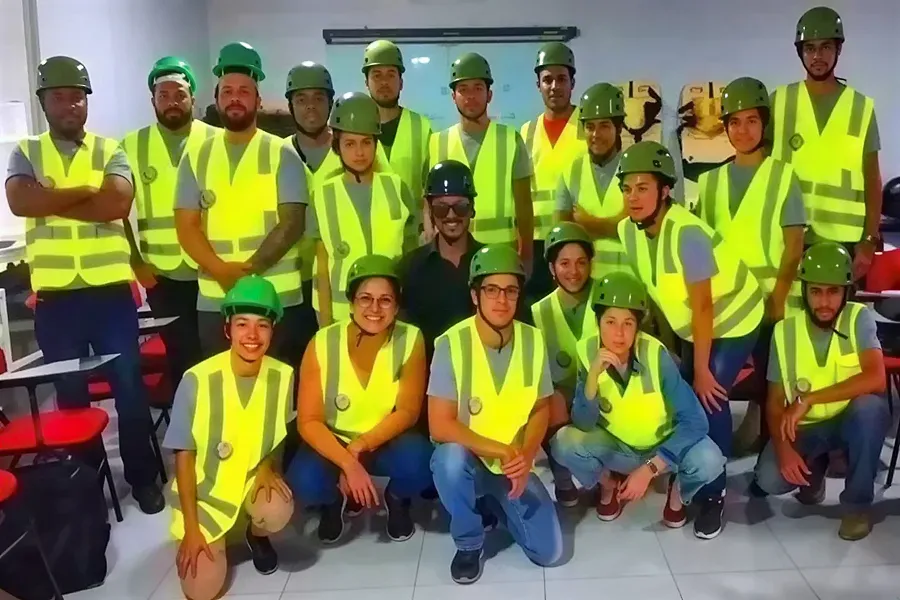 Treinamento: NR 33 e NR 35: Trabalho em Altura e Espaço Confinado